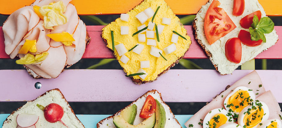 Fresh sandwiches in colourful variations
